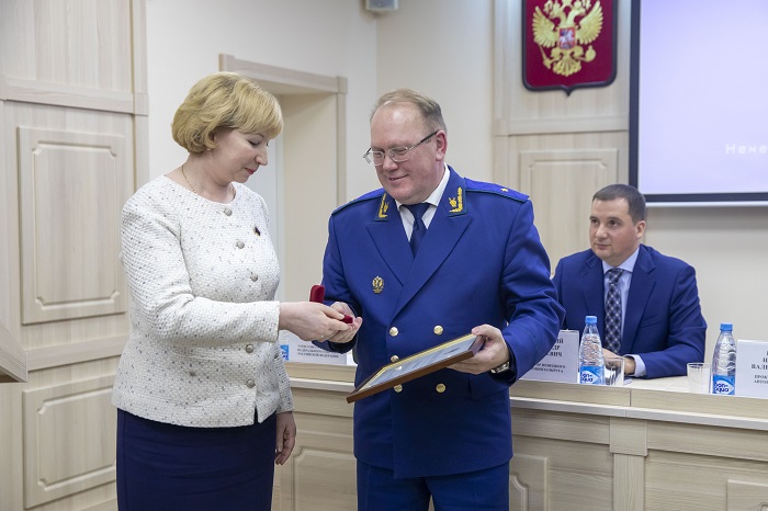 Галушина Прокурор2 2.jpg Галушина Прокурор2 2.jpg